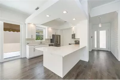 4249 Montalvo Ct, Naples, FL 34109 - Photo 5