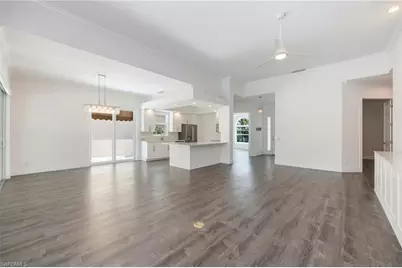 4249 Montalvo Ct, Naples, FL 34109 - Photo 9