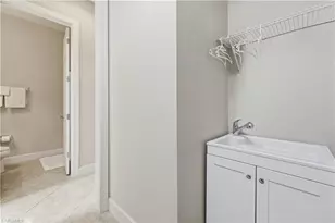 7932 Princeton Dr, Naples, FL 34104 - Photo 31