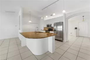 821 22nd St SE, Naples, FL 34117 - Photo 13