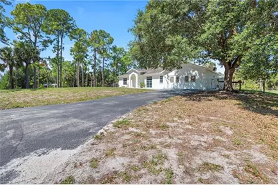 821 22nd St SE, Naples, FL 34117 - Photo 5
