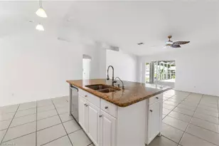821 22nd St SE, Naples, FL 34117 - Photo 15