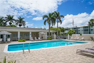 658 Broad Ave S, Naples, FL 34102 - Photo 35