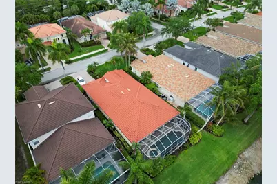 5725 Lago Villaggio Way, Naples, FL 34104 - Photo 45
