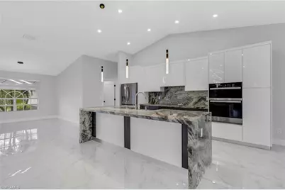 213 NW 1st St, Cape Coral, FL 33993 - Photo 9