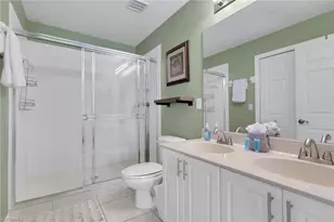 9175 Celeste Dr, Naples, FL 34113 - Photo 17