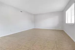 4635 Bayshore Dr, Naples, FL 34112 - Photo 7
