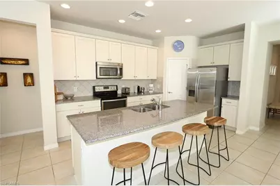 8484 Benelli Ct, Naples, FL 34114 - Photo 3