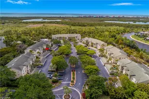 15475 Cedarwood Ln, Naples, FL 34110 - Photo 5