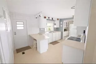 26129 Countess Ln, Bonita Springs, FL 34135 - Photo 5