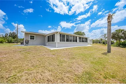 27385 Voyageur Dr, Punta Gorda, FL 33983 - Photo 43