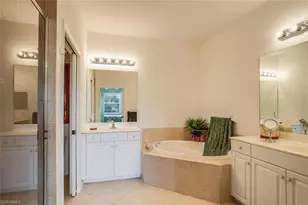 3980 Bishopwood Ct E, Naples, FL 34114 - Photo 15