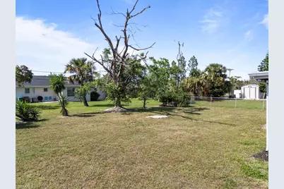 4216 SE 1st Ct, Cape Coral, FL 33904 - Photo 37
