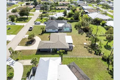 4216 SE 1st Ct, Cape Coral, FL 33904 - Photo 35