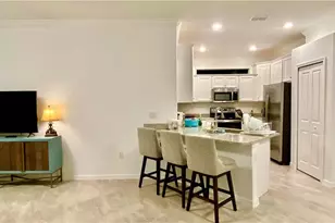 2066 Tamarron Ln, Naples, FL 34120 - Photo 7