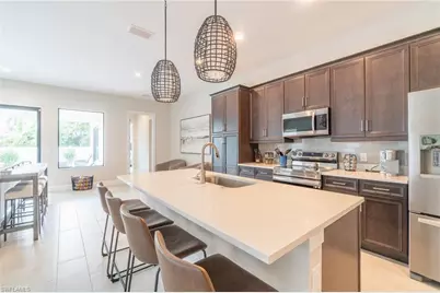 822 105th Ave N, Naples, FL 34108 - Photo 9