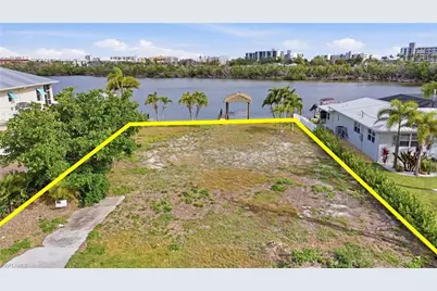 8061 Lagoon Rd, Fort Myers Beach, FL 33931 - Photo 3