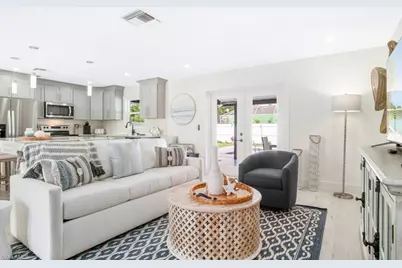 3420 Balboa Cir W, Naples, FL 34105 - Photo 7