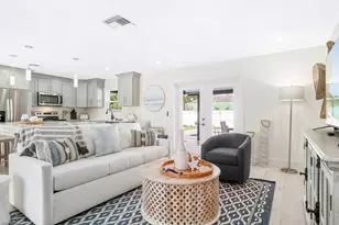 3420 Balboa Cir W, Naples, FL 34105 - Photo 7