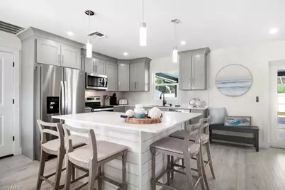 3420 Balboa Cir W, Naples, FL 34105 - Photo 11