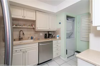 1400 Pompei Ln #S-21, Naples, FL 34103 - Photo 11