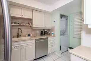 1400 Pompei Ln, Naples, FL 34103 - Photo 11