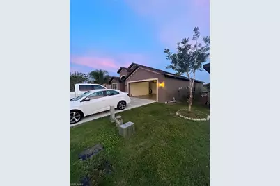 742 Center Lake St, Lehigh Acres, FL 33974 - Photo 3