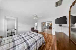 443 Castle Dr, Naples, FL 34119 - Photo 31