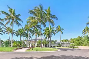 430 Cove Tower Dr, Naples, FL 34110 - Photo 39