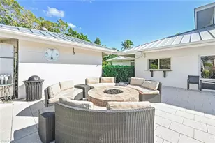 430 Cove Tower Dr, Naples, FL 34110 - Photo 43