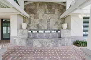 430 Cove Tower Dr, Naples, FL 34110 - Photo 3