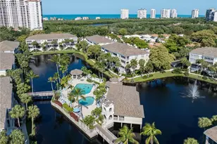 7686 Pebble Creek Cir, Naples, FL 34108 - Photo 13