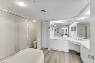 21 Bluebill Ave, Naples, FL 34108 - Photo 19