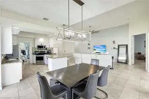 28032 Eagle Ray Ct, Bonita Springs, FL 34135 - Photo 11