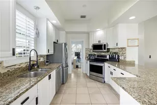 28032 Eagle Ray Ct, Bonita Springs, FL 34135 - Photo 13