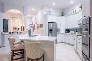 2844 Coco Lakes Dr, Naples, FL 34105 - Photo 9