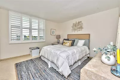 2121 Gulfshore Blvd N #503, Naples, FL 34102 - Photo 9