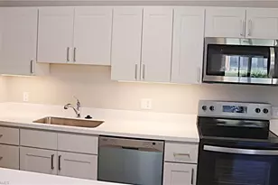 17422 Birchwood Ln, Fort Myers, FL 33908 - Photo 5