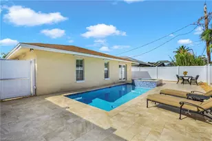 637 95th Ave N, Naples, FL 34108 - Photo 7