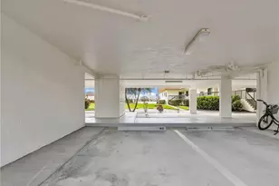 750 W Elkcam Cir, Marco Island, FL 34145 - Photo 29