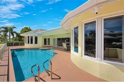 2147 Snook Dr, Naples, FL 34102 - Photo 35