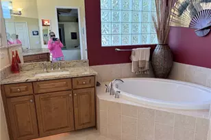 3515 Grand Cypress Ct, Naples, FL 34119 - Photo 9