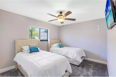 718 95th Ave N, Naples, FL 34108 - Photo 19