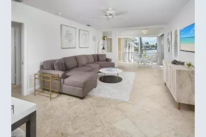 3070 Gulf Shore Blvd N #209, Naples, FL 34103 - Photo 5