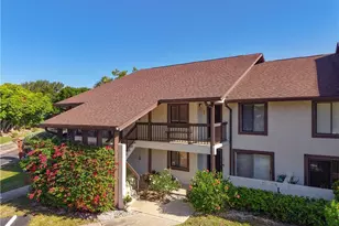 800 Misty Pines Cir, Naples, FL 34105 - Photo 3