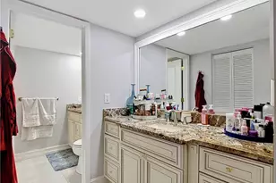 800 Misty Pines Cir, Naples, FL 34105 - Photo 23