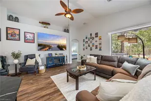219 Glen Eagle Cir, Naples, FL 34104 - Photo 3
