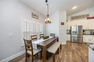 219 Glen Eagle Cir, Naples, FL 34104 - Photo 9