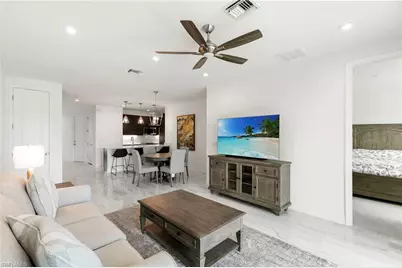7572 Carnegie Way, Naples, FL 34119 - Photo 11