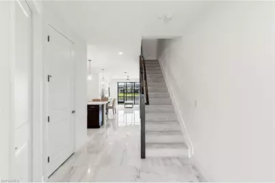 7572 Carnegie Way, Naples, FL 34119 - Photo 5
